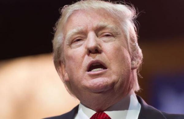 Hacker afirma que ingresó a la cuenta de Twitter de Donald Trump y reveló su clave - SNT