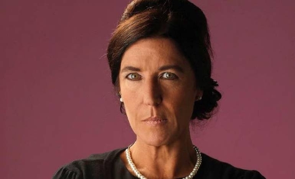 HOY / "Cinco horas con Mario", primera obra teatral en volver a los escenarios
