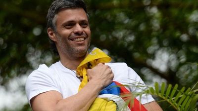 Leopoldo López salió de Venezuela. | OnLivePy