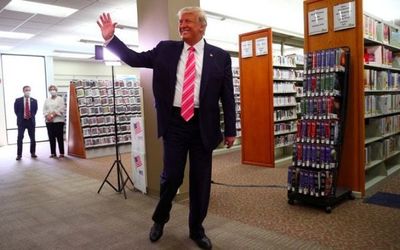 Voté por un tipo llamado Trump, dice el presidente de EU desde Florida