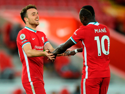 Liverpool llega a la cima en la Premier League