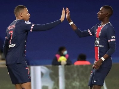 El PSG toma el liderato en Francia