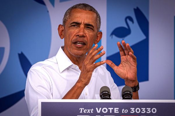 Obama, el mejor refuerzo de Biden, pide votar para dejar atrás la oscuridad  - Mundo - ABC Color
