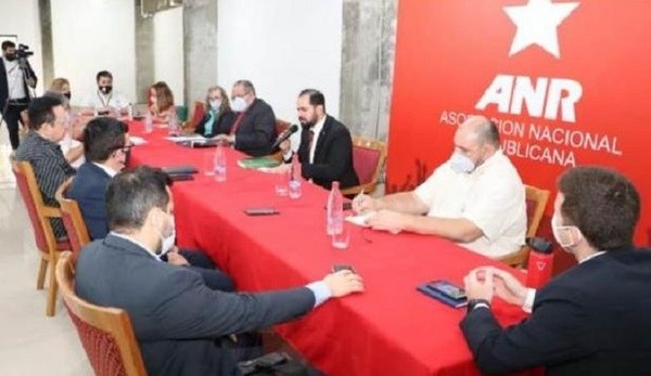 Elecciones con urnas electrónicas “deben salir bien” porque de ellas depende el Estado de Derecho, afirman - ADN Paraguayo
