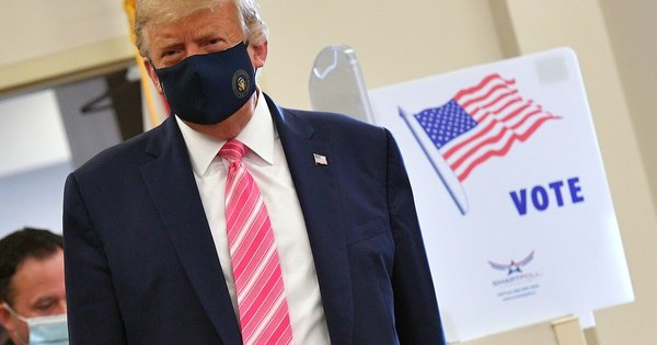 La Nación / Maratón de mítines de Trump para recuperar terreno en Florida