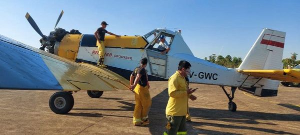 Avión hidrante de la SEN se encuentra en Caazapá para apoyar trabajos de bomberos  - Noticiero Paraguay