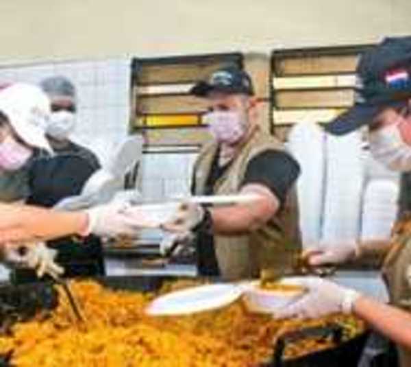 Más de 3.000 personas recibieron almuerzo solidario - Paraguay.com