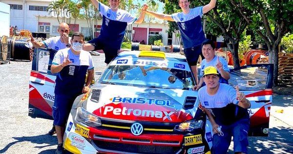 La Nación / Saba celebra un triplete