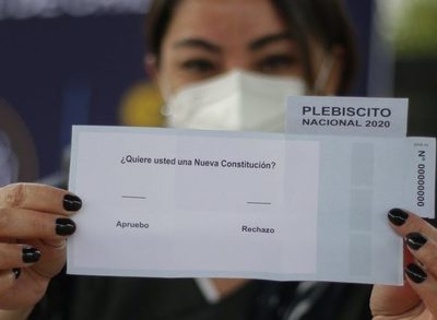 Los chilenos decidirán si dejan atrás la Constitución de Pinochet