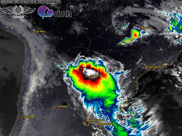 Tormentas que llegaron a la madrugada seguirán hacia el norte y este del país