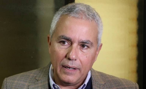 HOY / Piden la pérdida de investidura de Zavala por sus tierras