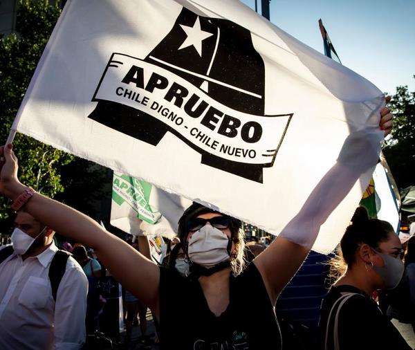Por colosal diferencia, Chile marca un hito mundial y aprueba cambiar la Constitución de Pinochet - Megacadena — Últimas Noticias de Paraguay
