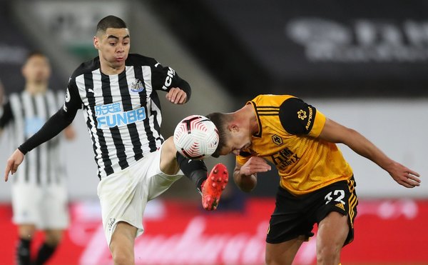 Así fue el incansable trabajo de Almirón ante Wolverhampton