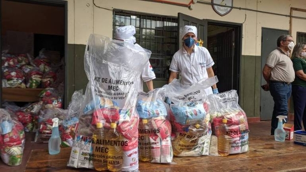 HOY / Novena entrega de kits de alimento escolar por parte del MEC