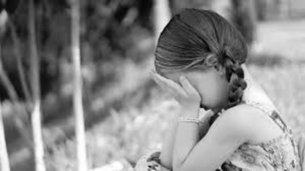 Hirió con arma blanca a su hija de 9 años – Prensa 5