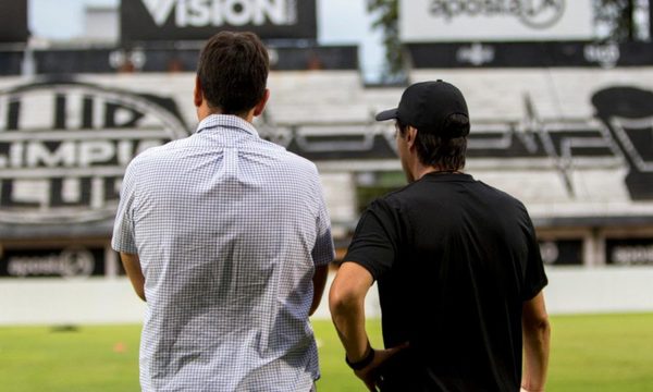 La afectuosa despedida de Marco Trovato con Daniel Garnero