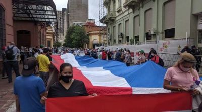 Funcionarios del Hospital de Trauma exigen recategorización desde julio
