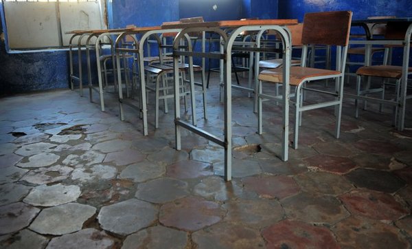 GOBIERNO OFICIALIZA EL RETORNO A LAS AULAS PARA LOS ALUMNOS DEL ÚLTIMO AÑO