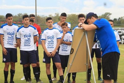 Con 45 futbolistas, arranca microciclo de la sub 20 de Bobadilla