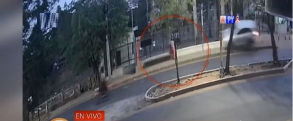 Amplían imputación para conductora que atropelló y mató a joven madre | Noticias Paraguay
