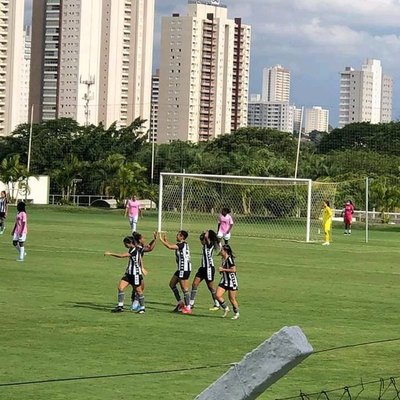 De Santaní a Río de Janeiro: Jéssica Sánchez debuta con gol en Botafogo