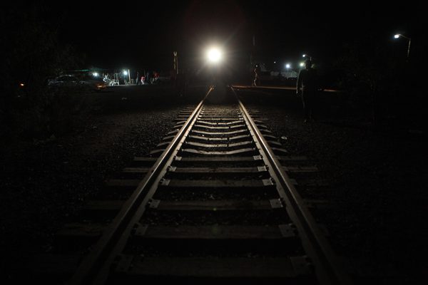 Campesinos desbloquean tren en norte de México tras acuerdo de agua con EEUU - MarketData