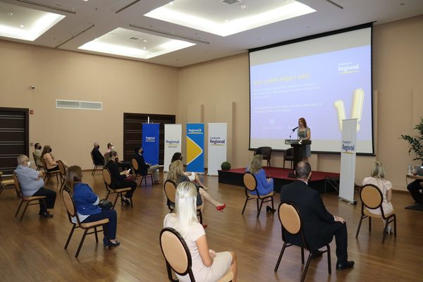 Primer Aniversario de Fundación Regional con Fondo Semilla para implementación de Tesis Universitarias » Ñanduti