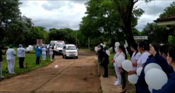 Itapúa despide a la primera enfermera víctima del covid | Noticias Paraguay