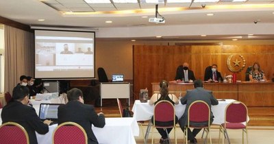 La Nación / Condenan a seis personas por violación de la ley de armas