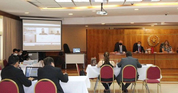 La Nación / Condenan a seis personas por violación de la ley de armas