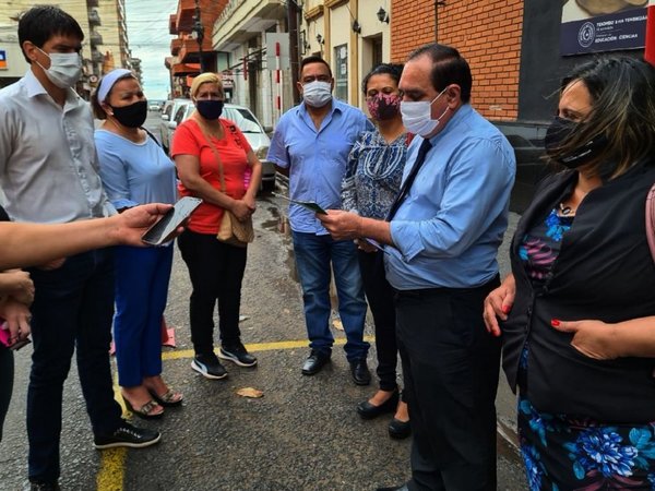 Sinadi rechaza volver al colegio y para médico  es riesgo innecesario