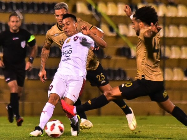 Más lucha que fútbol