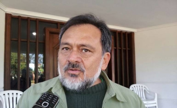 "Más que una cuestión legal, es una cuestión política", afirma Sixto Pereira sobre pedido de pérdida de investidura » Ñanduti