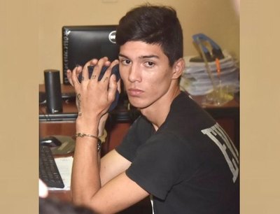Crónica / Bruno Marabel pidió perdón
