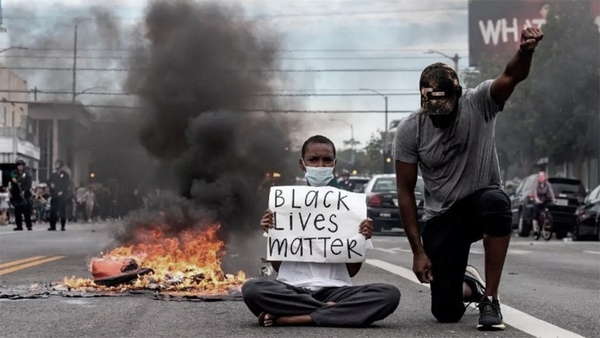 La muerte de otro afroamericano baleado por policías desata disturbios | .::Agencia IP::.