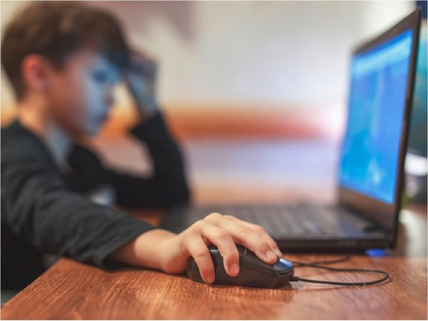 Los riesgos para los niños en internet aumentaron con la pandemia