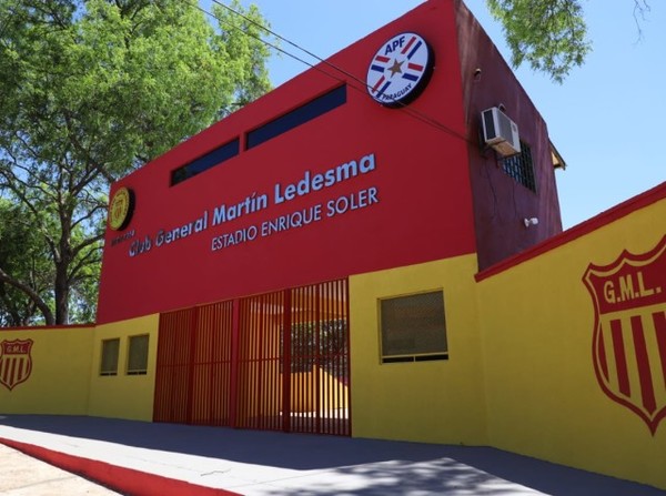 Siguen las visitas a los clubes del ascenso - APF