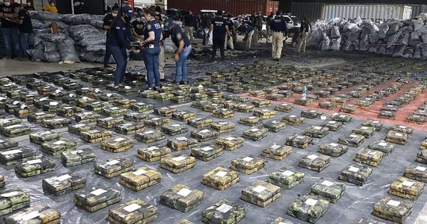 La Nación / Jueza ordenó incinerar los 2.906 kilos de cocaína incautada en un puerto de Villeta