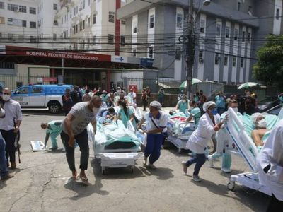 Incendio en hospital de Río de Janeiro: Más de 200 pacientes fueron evacuados - Megacadena — Últimas Noticias de Paraguay