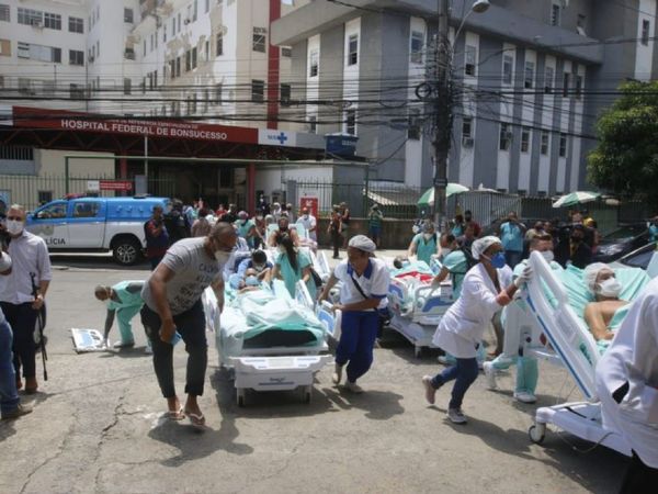 Incendio en hospital de Río de Janeiro: Más de 200 pacientes fueron evacuados - Megacadena — Últimas Noticias de Paraguay
