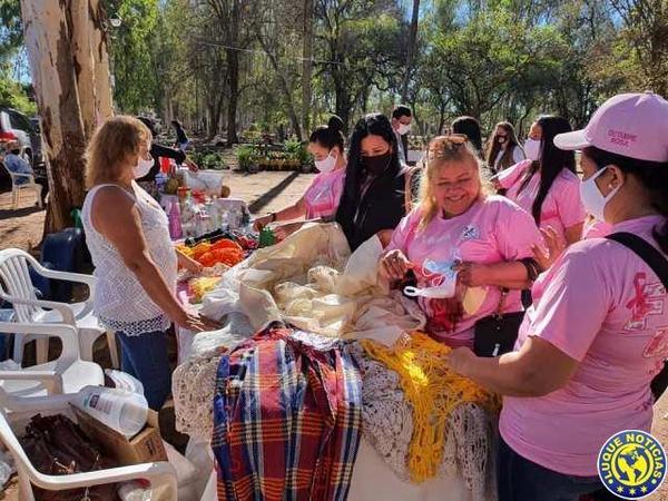 “Ñapu'ake”: Exitosa feria de las emprendedoras luqueñas •