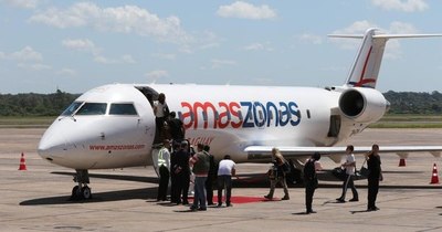 La Nación / Desde el 3 de noviembre se reanudarán vuelos a Bolivia
