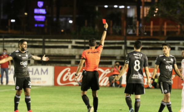HOY / "Tik Tok" Torres y De La Cruz, fuera por dos partidos