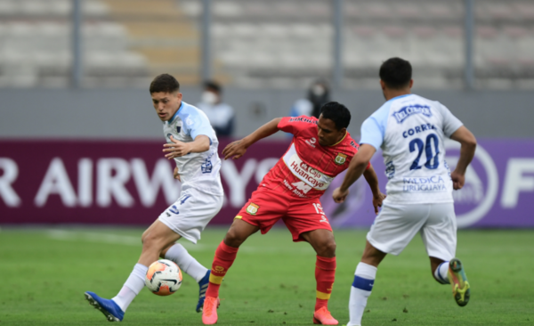 HOY / Reabren la Copa con empate en el Nacional limeño