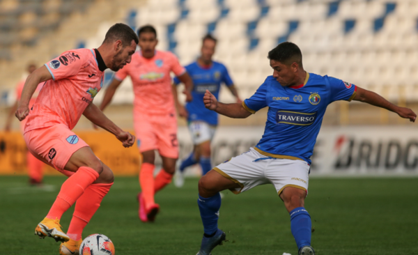 HOY / Bolívar cae sin Fidencio Oviedo ante Audax Italiano