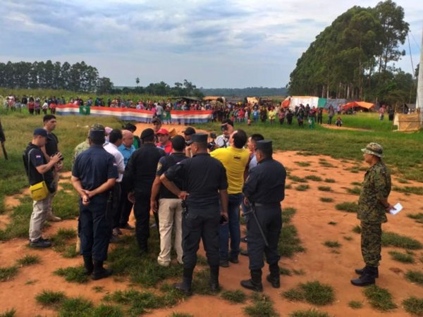 Tierras malhabidas: Senador anuncia mesa para acompañar medidas judiciales