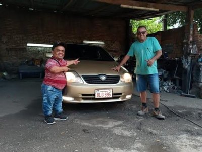 Crónica / Dr. Love: “Vio mi auto y me regaló un tuneado”