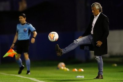 Crónica / ¿PIPO TRAE SU MAGIA?