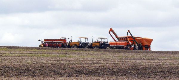 Ingresaron menos máquinas del agro, pero prevén repunte - Nacionales - ABC Color