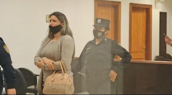 Rescatan a mujer tras ser condenada por tráfico de drogas